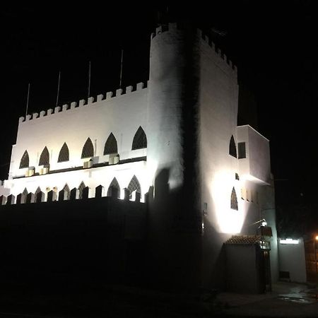 Hostal El Castillo อัลกาลา เด กัวไดรา ภายนอก รูปภาพ