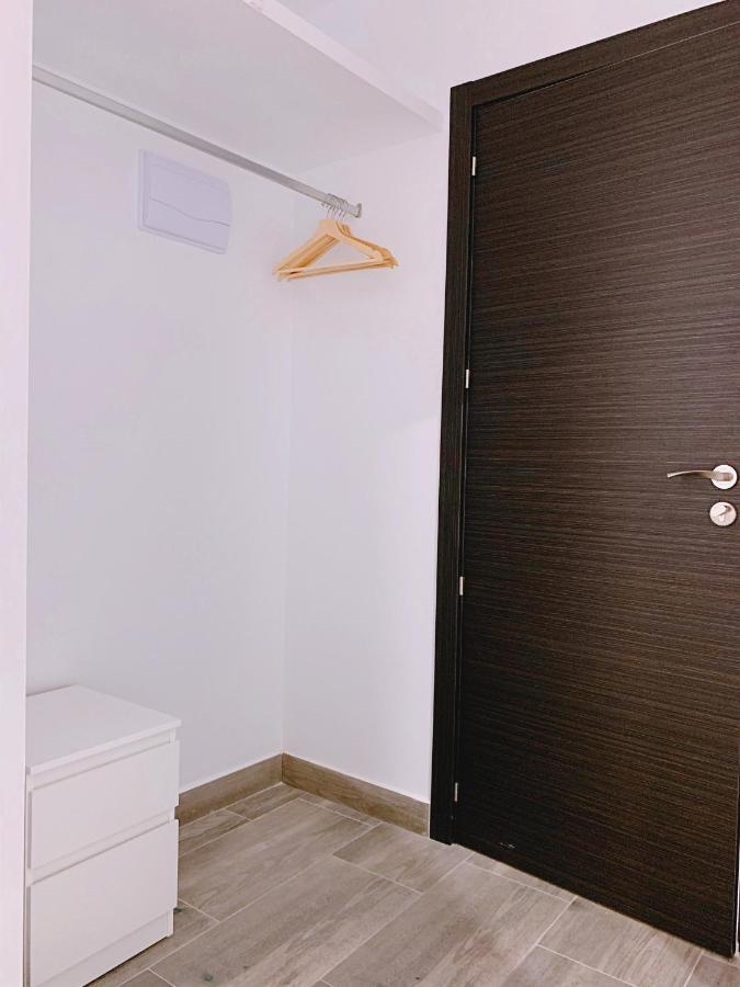 Hostal El Castillo อัลกาลา เด กัวไดรา ภายนอก รูปภาพ