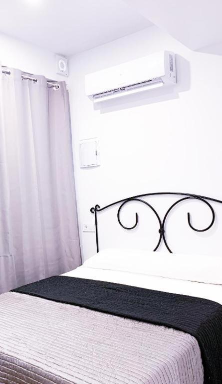 Hostal El Castillo อัลกาลา เด กัวไดรา ภายนอก รูปภาพ